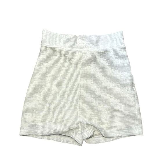 NWT RUMER Rosa Short In White Size XXS - Picture 2 of 7